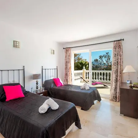 Villa La Cresta By